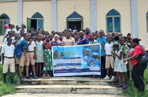 Ghana’s Youth Lead the Charge: 350 Students Pledge to Combat Plastic Pollution in West Africa’s Fragile Ecosystems