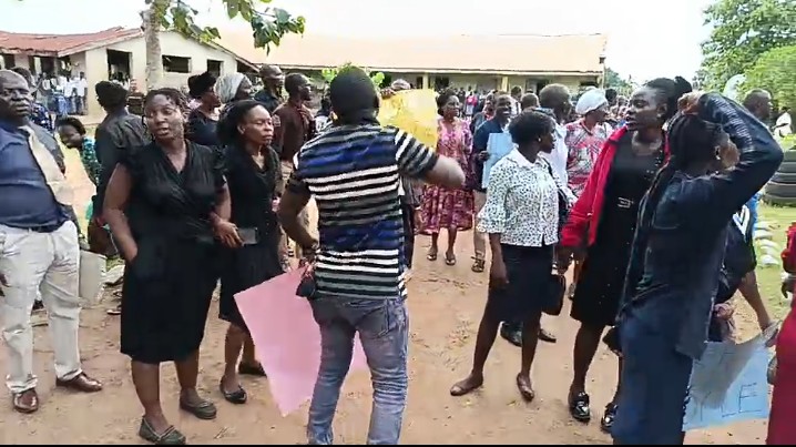 Their deaths demand action, Oyo teachers protest school abductions