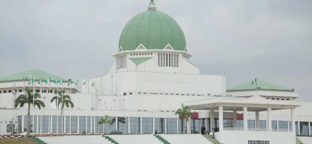 Parliamentary Staff Protest: Union Denounces Organizers as Illegitimate